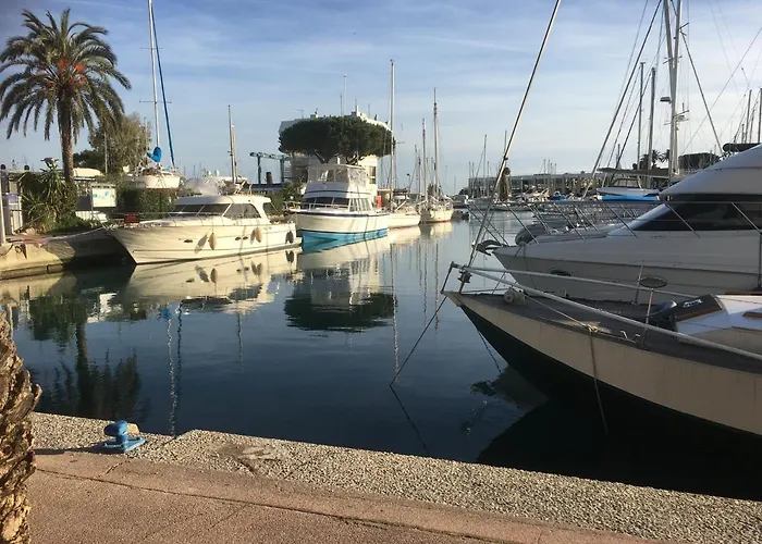 Сasa de vacaciones Garden Annexe *